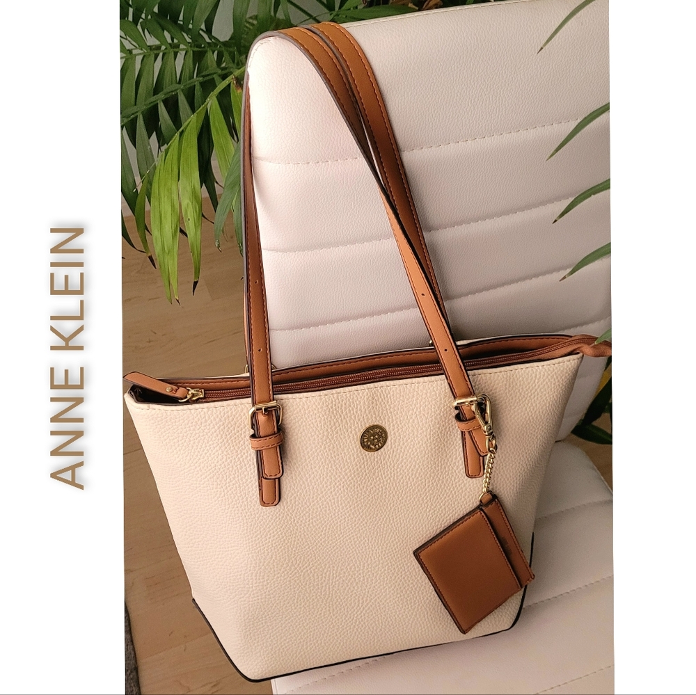 Anne Klein Tote Bag ❤️